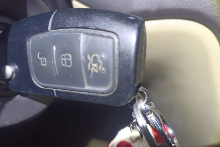 Used Ford Focus 2012 Sedan Classic 1.8L Manual Fashion Edition Vehicle Key