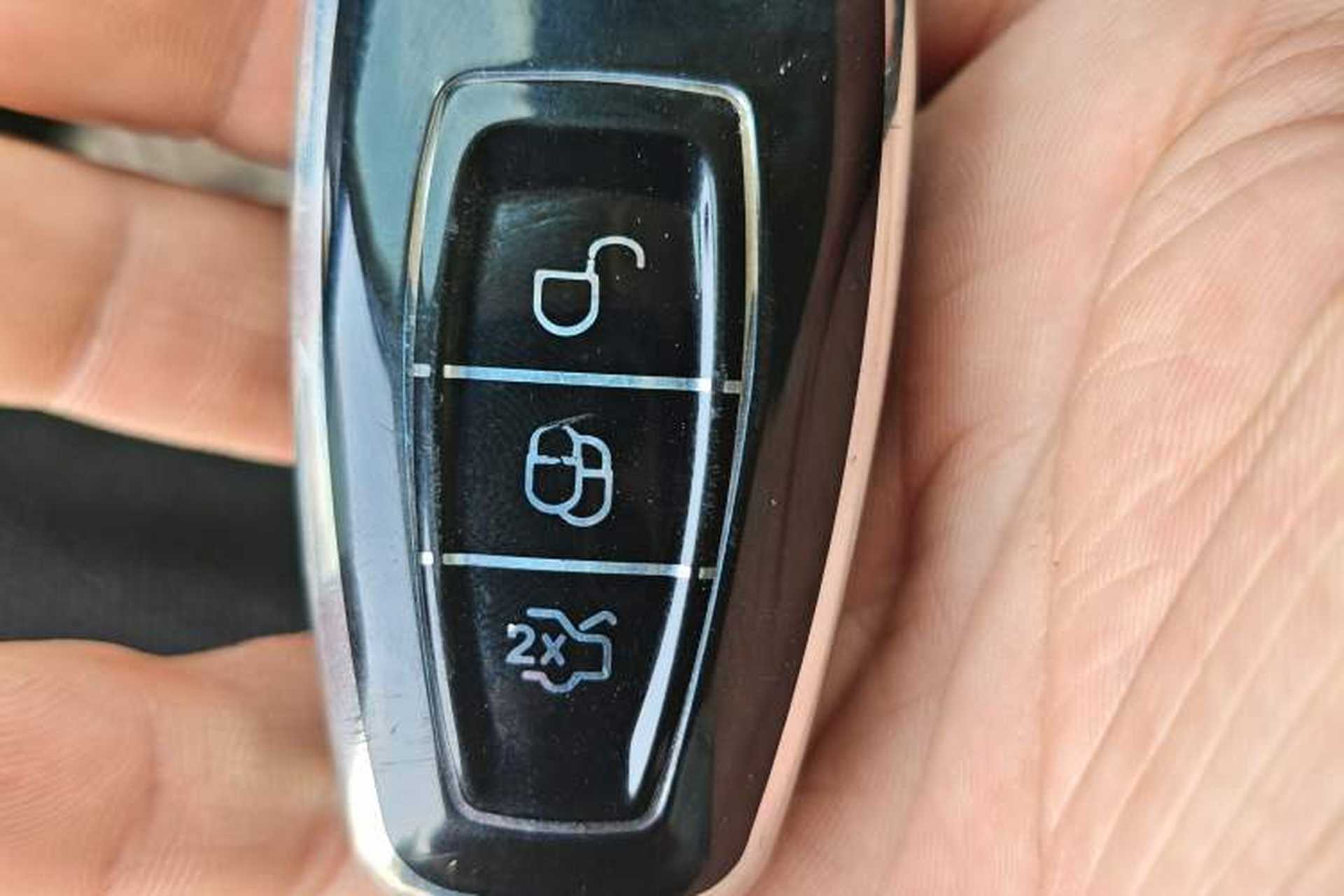 Used Ford Focus 2012 Sedan 1.6L Automatic Fashion Edition Vehicle Key