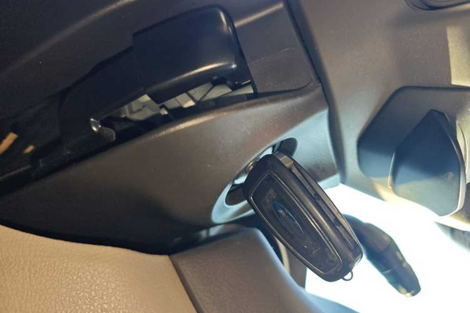 Used Ford Focus 2012 Sedan 1.6L Automatic Fashion Edition Vehicle Key