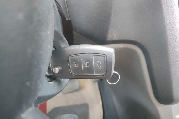 Used Ford Focus 2012 Hatchback Classic 1.8L Automatic Base Model Vehicle Key