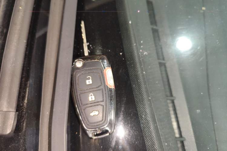 Used Ford Focus 2012 Sedan 1.6L Automatic Comfort Model Vehicle Key