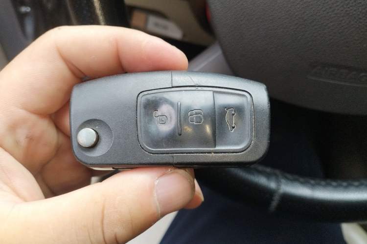 Used Ford Focus 2012 Hatchback Classic 1.8L Automatic Fashion Edition Vehicle Key