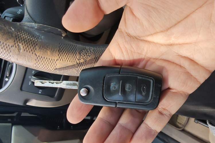 Used Ford Focus 2012 Hatchback Classic 1.8L Automatic Fashion Edition Vehicle Key