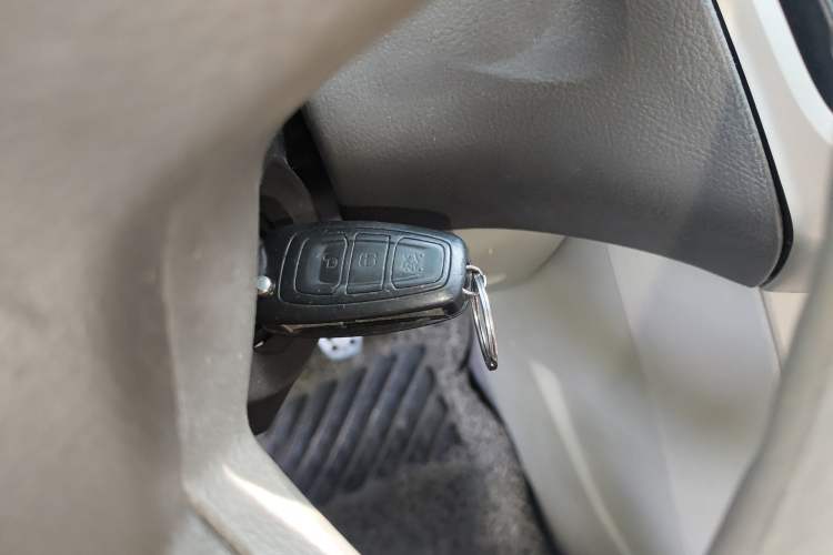 Used Ford Focus 2012 Sedan 1.6L Manual Comfort Model Vehicle Key