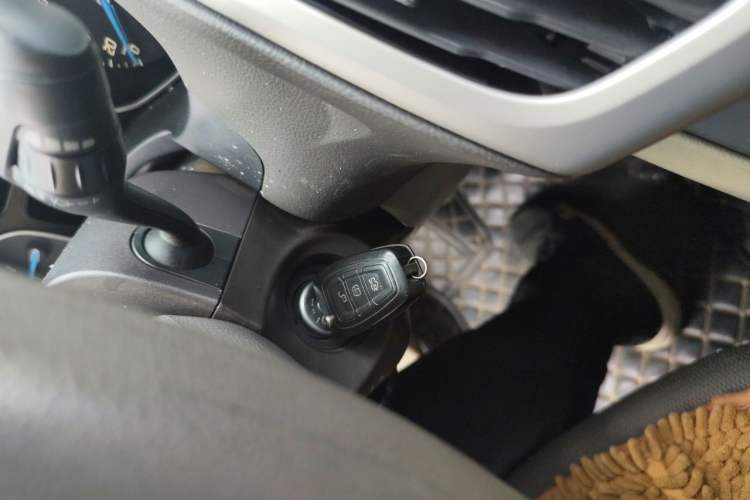 Used Ford Focus 2012 Sedan 1.6L Manual Comfort Model Vehicle Key