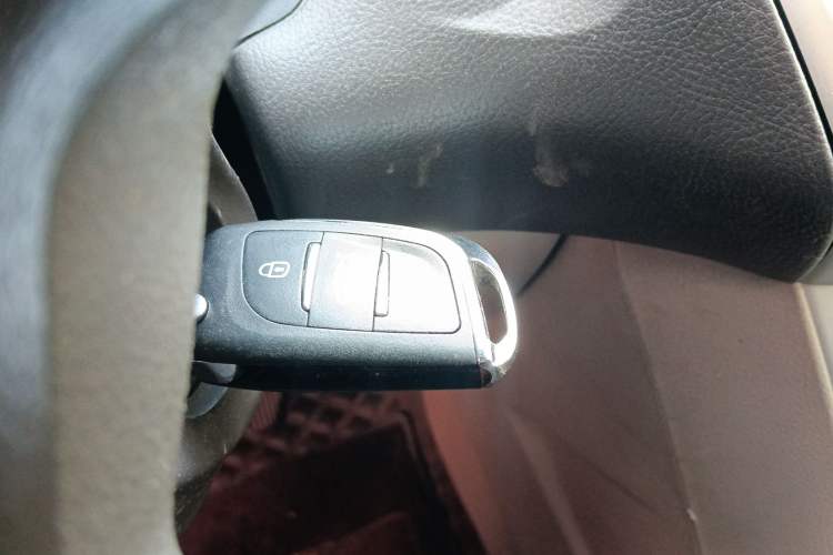 Used Ford Focus 2012 Sedan 1.6L Manual Comfort Model Vehicle Key