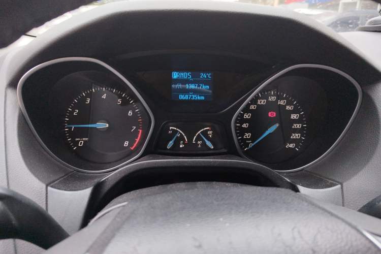 Used Ford Focus 2012 Hatchback 1.6L Automatic Fashion Edition Instrument Cluster