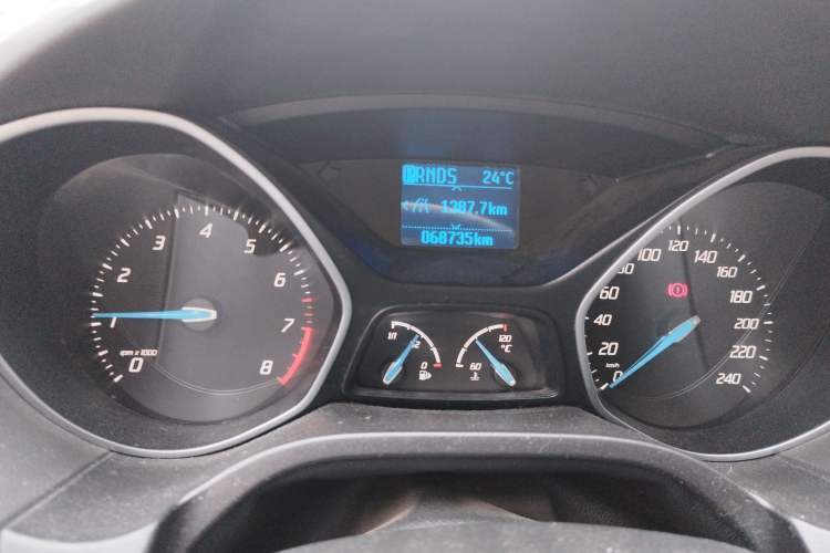 Used Ford Focus 2012 Hatchback 1.6L Automatic Fashion Edition Odometer Close Up