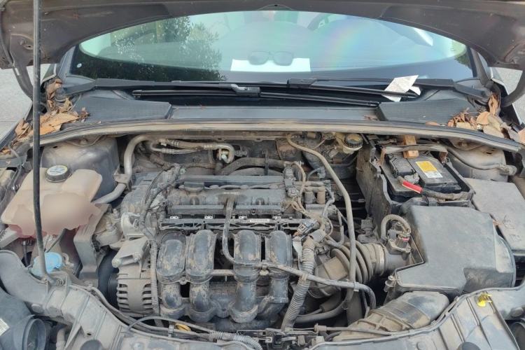 Used Ford Focus 2012 Sedan 1.6L Manual Comfort Model Engine Bay
