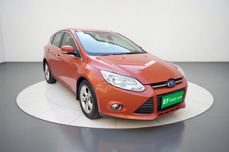 Used Ford Focus 2012 Hatchback 1.6L Automatic Fashion Edition Exterior 2