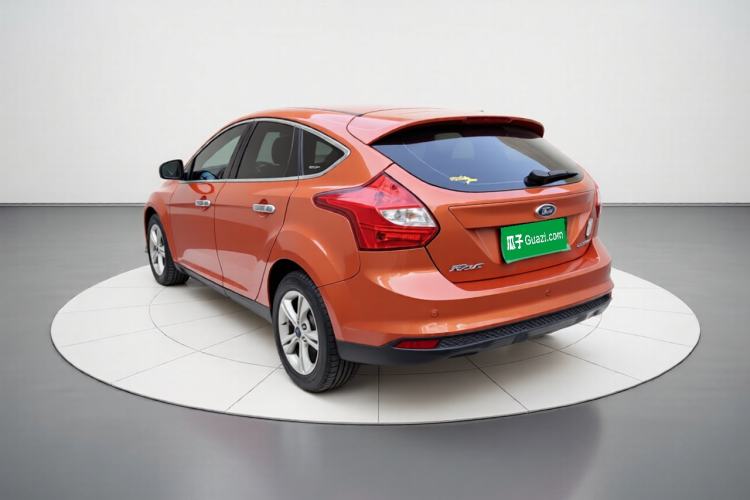 Used Ford Focus 2012 Hatchback 1.6L Automatic Fashion Edition Exterior 3