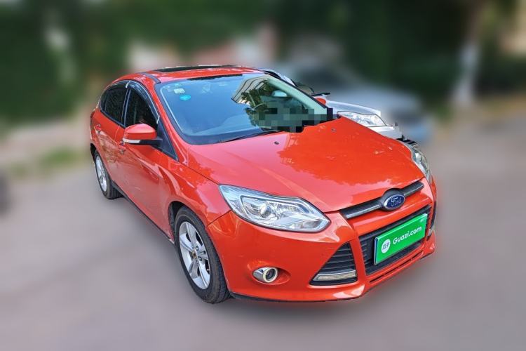 Used Ford Focus 2012 Hatchback 1.6L Automatic Fashion Edition Front Right 45 Deg