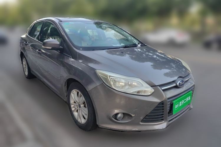 Used Ford Focus 2012 Sedan 1.6L Manual Comfort Model Front Right 45 Deg