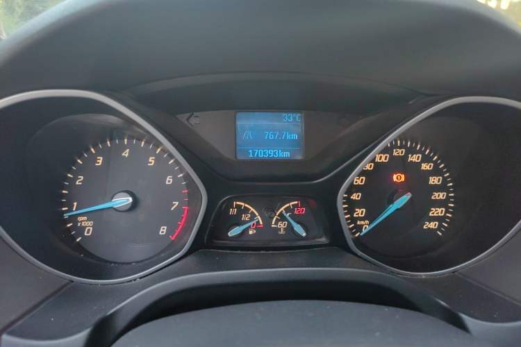 Used Ford Focus 2012 Sedan 1.6L Manual Comfort Model Odometer Close Up