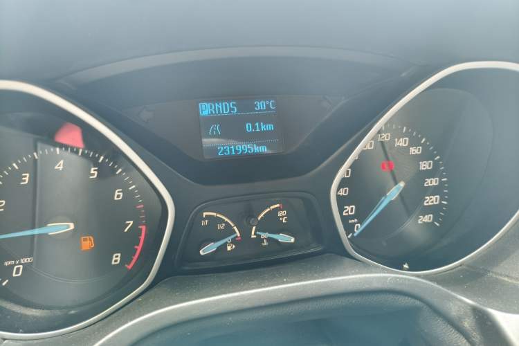 Used Ford Focus 2012 Hatchback 1.6L Automatic Comfort Model Odometer Close Up