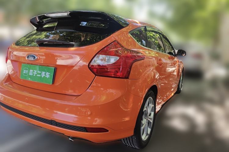 Used Ford Focus 2012 Hatchback 2.0L Manual Luxury Sport Model Rear Right 45 Deg