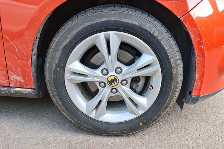Used Ford Focus 2012 Hatchback 1.6L Automatic Fashion Edition Right Front Wheel Hub