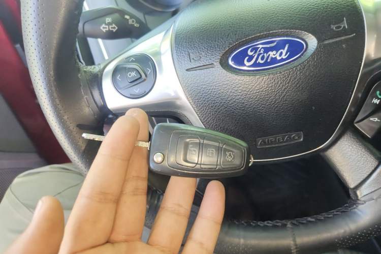 Used Ford Focus 2012 Hatchback 2.0L Manual Luxury Sport Model Vehicle Key