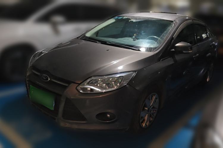 Used Ford Focus 2012 Sedan 1.6L Manual Comfort Model Guazi used car, China used car export, Used car for sale, Used cars, Cheapest cars for sale