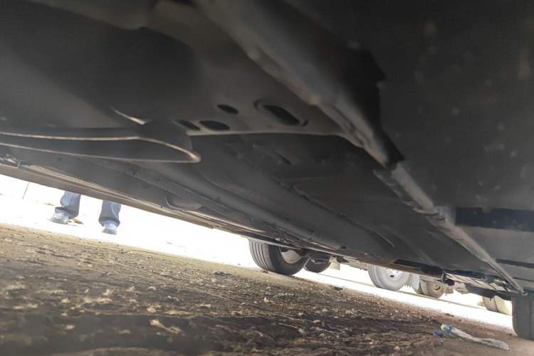 Used Ford Focus 2012 Sedan 1.6L Manual Fashion Edition Chassis Front Left