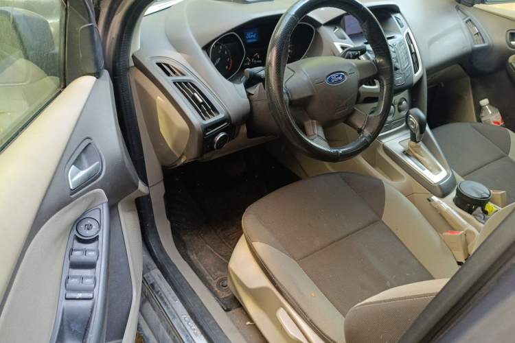 Used Ford Focus 2012 Sedan 1.6L Automatic Comfort Model Driver Seat
