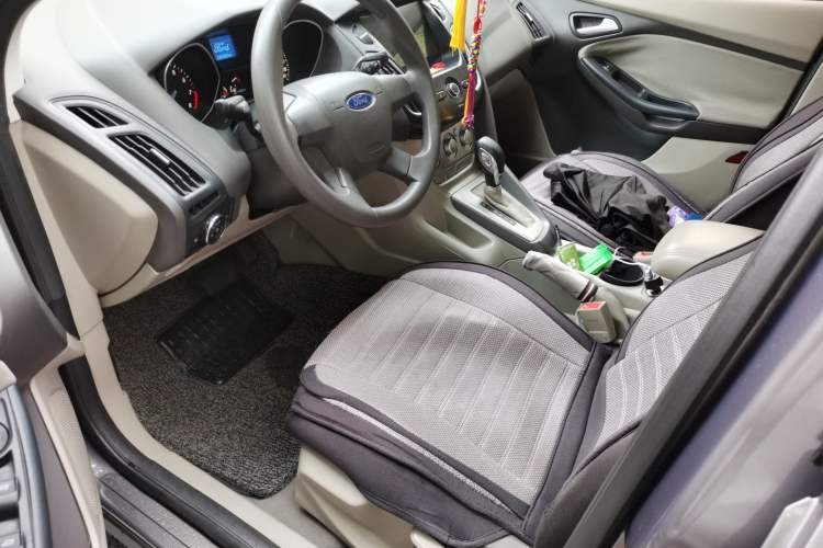 Used Ford Focus 2012 Sedan 1.6L Automatic Comfort Model Driver Seat