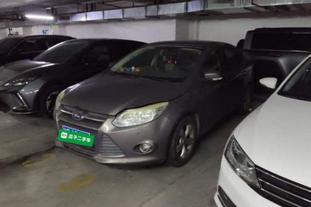 Used Ford Focus 2012 Sedan 1.6L Automatic Fashion Edition