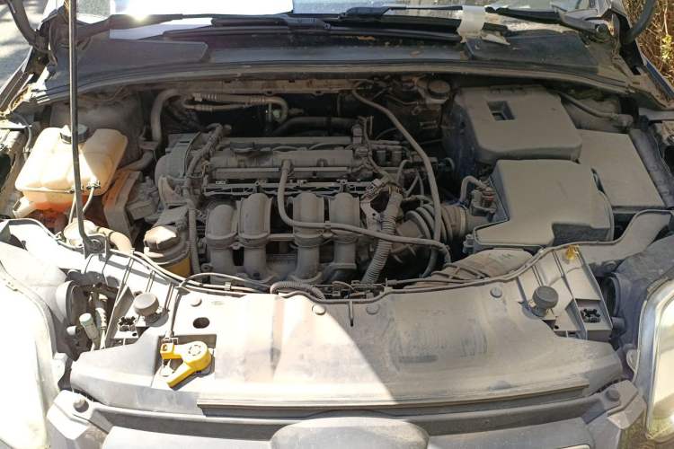 Used Ford Focus 2012 Sedan 1.6L Automatic Comfort Model Engine Bay