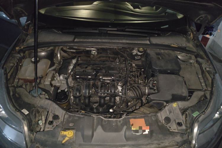 Used Ford Focus 2012 Sedan 1.6L Automatic Fashion Edition Engine Bay
