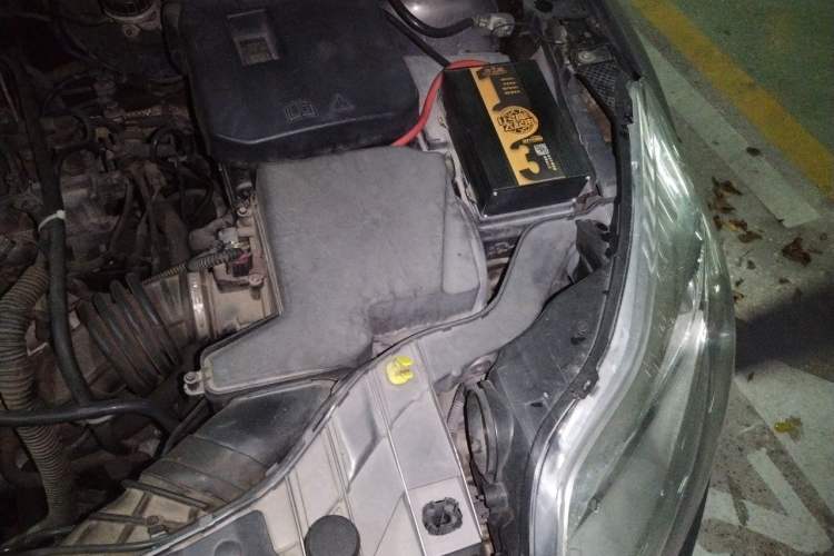Used Ford Focus 2012 Sedan 1.6L Automatic Fashion Edition Engine Bay Left