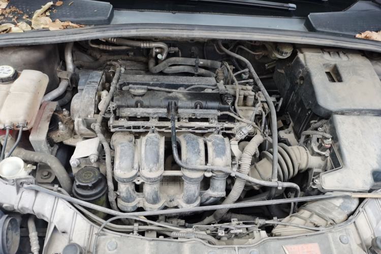 Used Ford Focus 2012 Sedan 1.6L Automatic Comfort Model Engine Bay