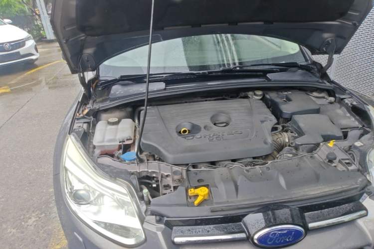 Used Ford Focus 2012 Sedan 2.0L Automatic Flagship Model Engine Bay Right