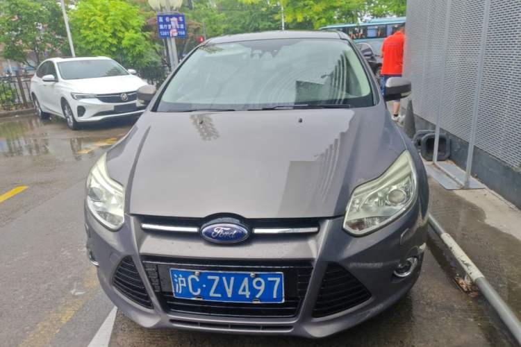 Used Ford Focus 2012 Sedan 2.0L Automatic Flagship Model Front
