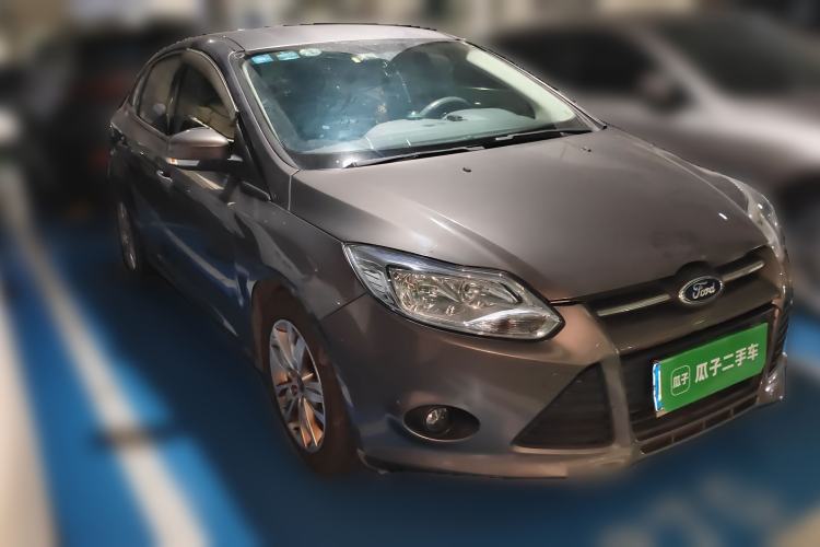 Used Ford Focus 2012 Sedan 1.6L Manual Comfort Model Front Right 45 Deg