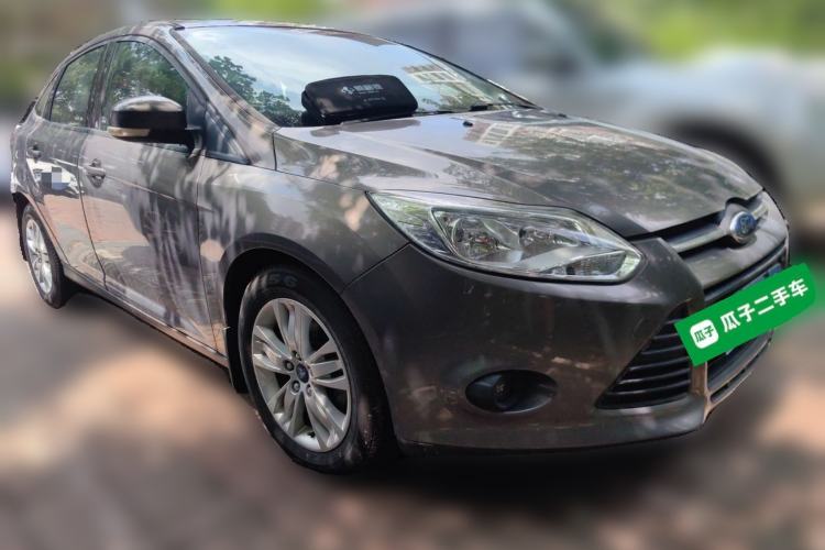 Used Ford Focus 2012 Sedan 1.6L Automatic Comfort Model Front Right 45 Deg