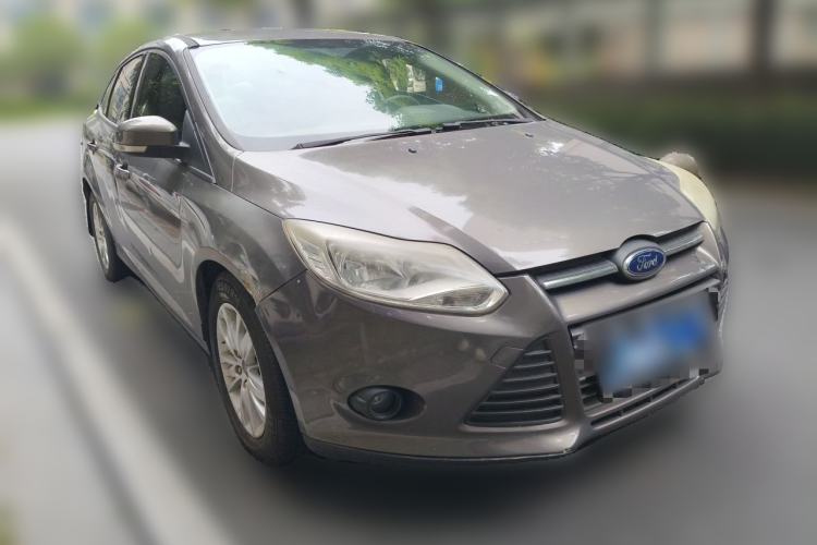 Used Ford Focus 2012 Sedan 1.6L Automatic Comfort Model Front Right 45 Deg