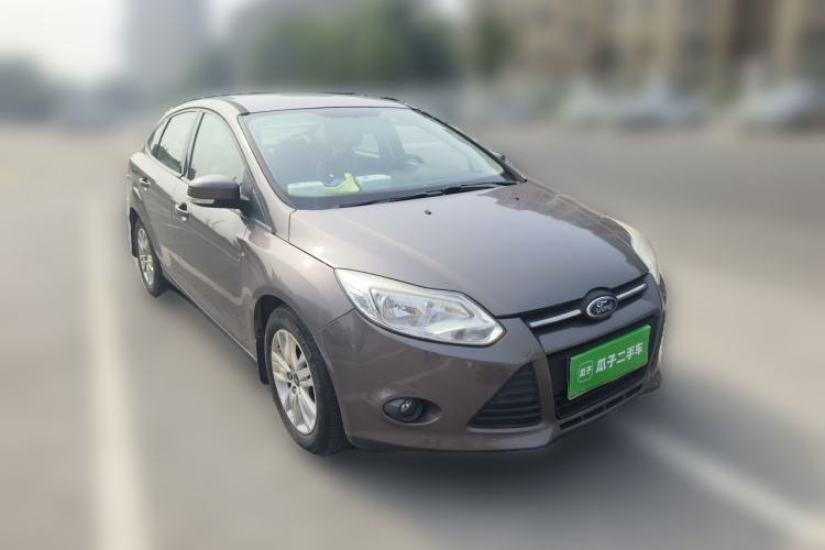Used Ford Focus 2012 Sedan 1.6L Automatic Comfort Model Front Right 45 Deg