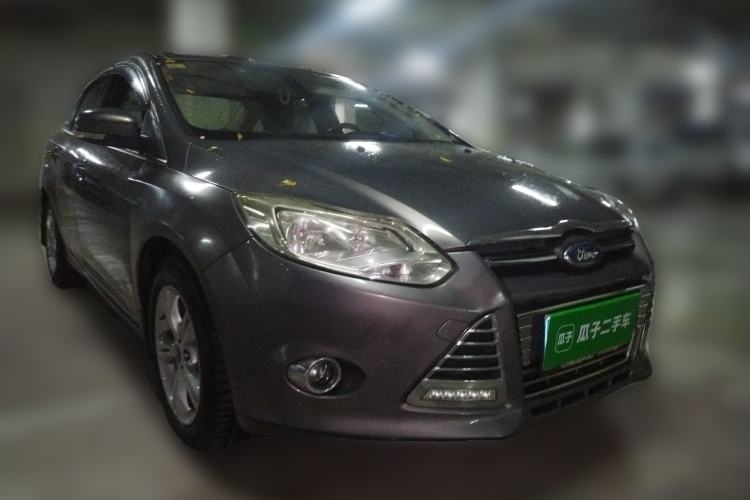 Used Ford Focus 2012 Sedan 1.6L Automatic Fashion Edition Front Right 45 Deg
