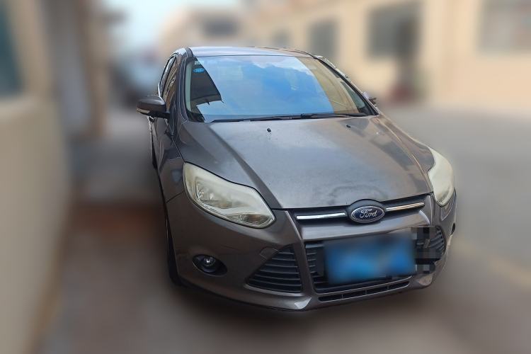 Used Ford Focus 2012 Sedan 1.6L Manual Comfort Model Front Right 45 Deg