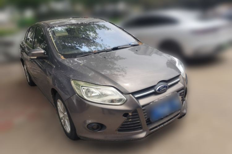 Used Ford Focus 2012 Sedan 1.6L Automatic Comfort Model Front Right 45 Deg