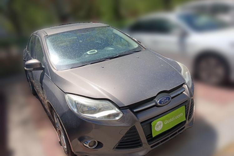 Used Ford Focus 2012 Sedan 1.6L Automatic Fashion Edition Front Right 45 Deg