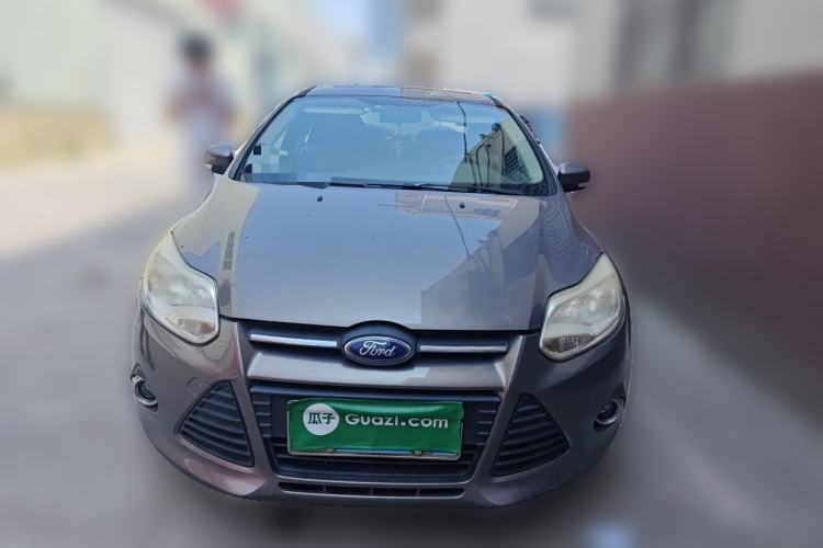 Used Ford Focus 2012 Sedan 1.6L Manual Fashion Edition Front