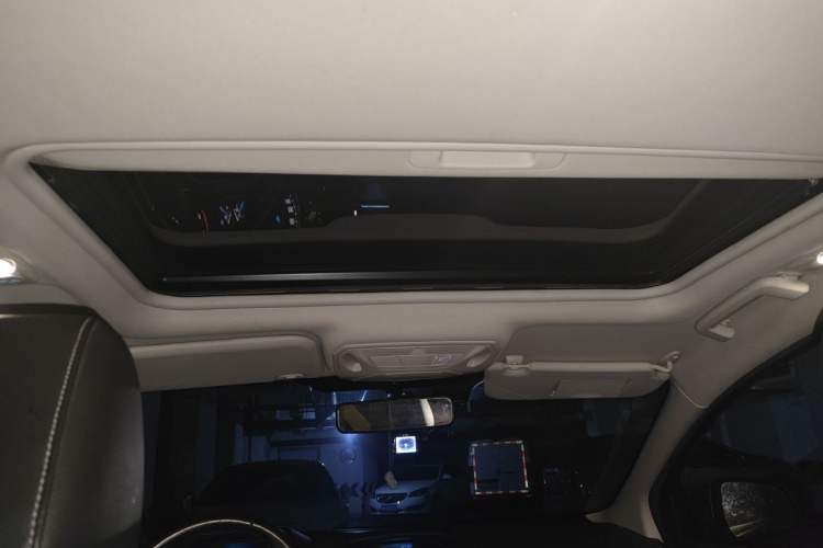 Used Ford Focus 2012 Sedan 1.6L Automatic Fashion Edition Headliner