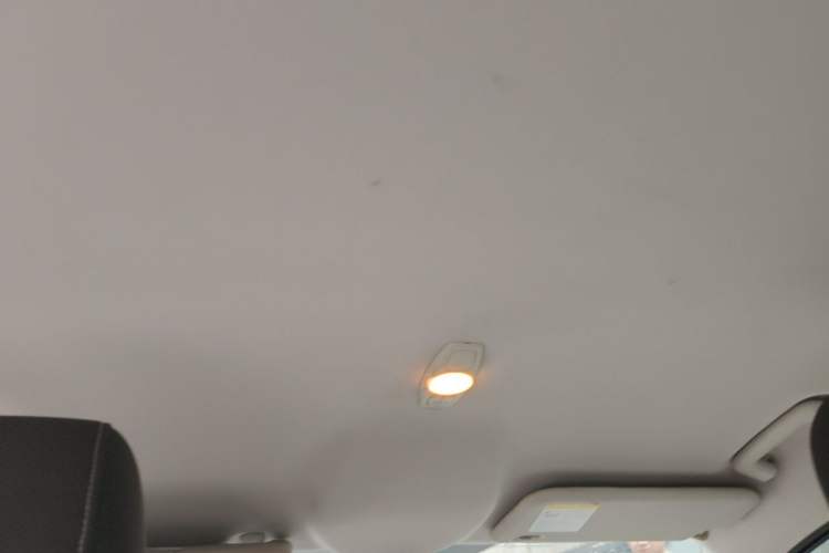 Used Ford Focus 2012 Sedan 1.6L Automatic Comfort Model Headliner