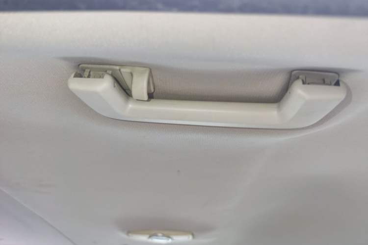 Used Ford Focus 2012 Sedan 1.6L Automatic Fashion Edition Headliner