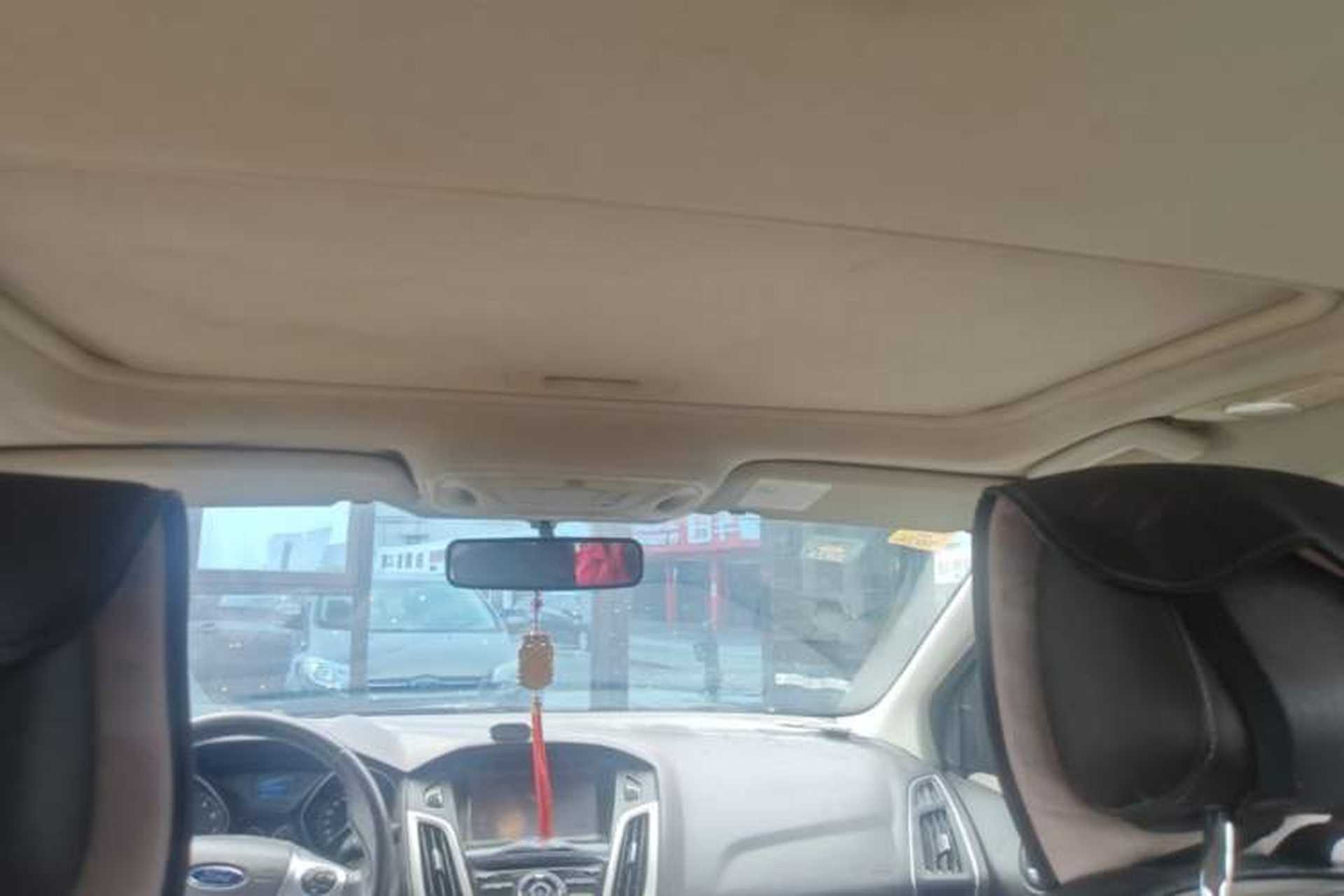 Used Ford Focus 2012 Sedan 1.6L Manual Fashion Edition Headliner