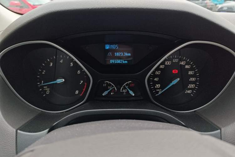 Used Ford Focus 2012 Sedan 1.6L Automatic Comfort Model Instrument Cluster