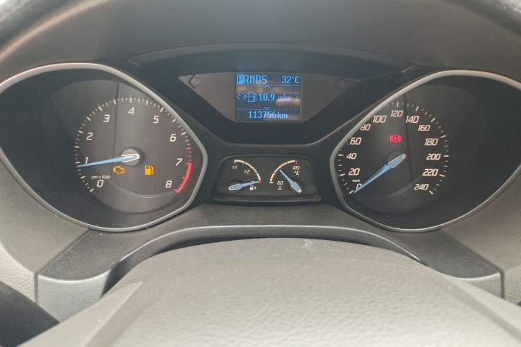 Used Ford Focus 2012 Sedan 1.6L Automatic Fashion Edition Instrument Cluster