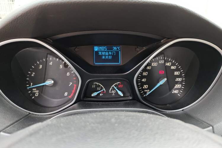 Used Ford Focus 2012 Sedan 1.6L Automatic Fashion Edition Instrument Cluster