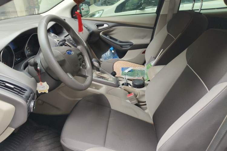 Used Ford Focus 2012 Sedan 1.6L Automatic Comfort Model Left Front Seat